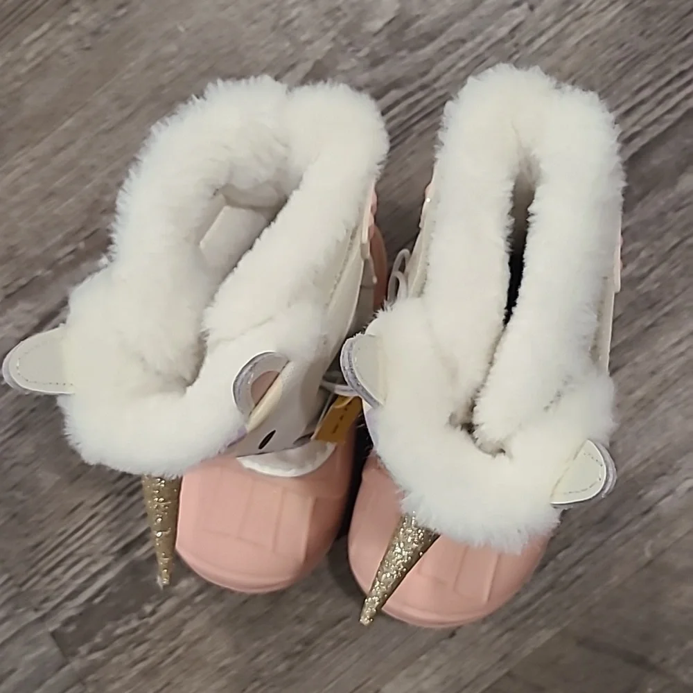 Cat & Jack Frankie Winter Boots - Cream